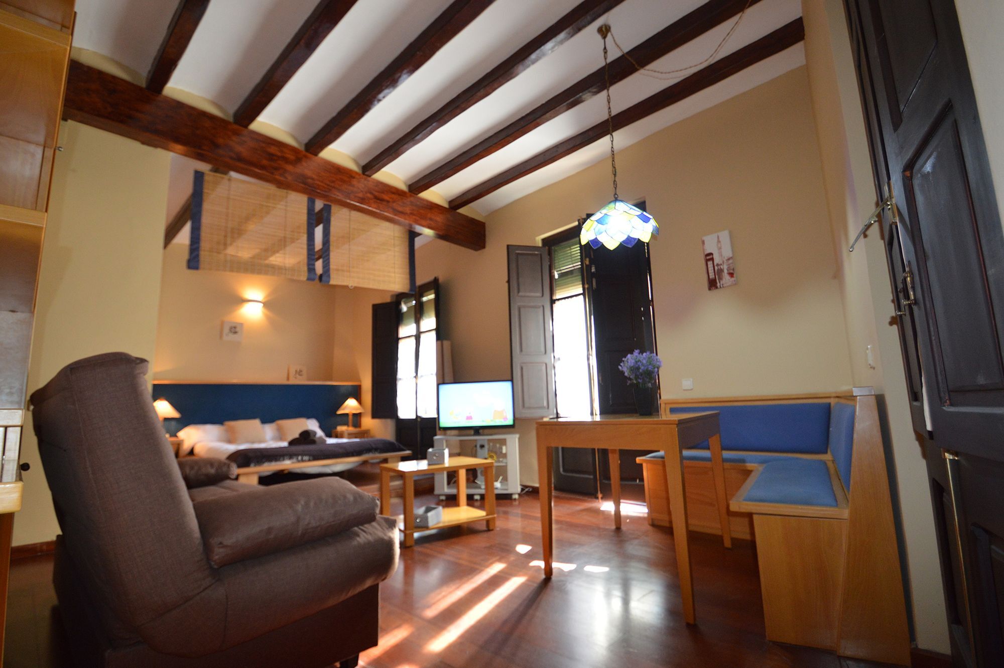 Tarragona Suites 70- Cavallers 外观 照片